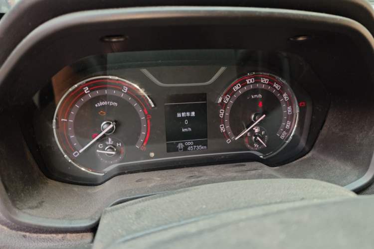 Used SAIC MAXUS T70 2020 2.0T Diesel Manual Two-Wheel Drive Comfort Version Standard Box High Ground Clearance Instrument Cluster