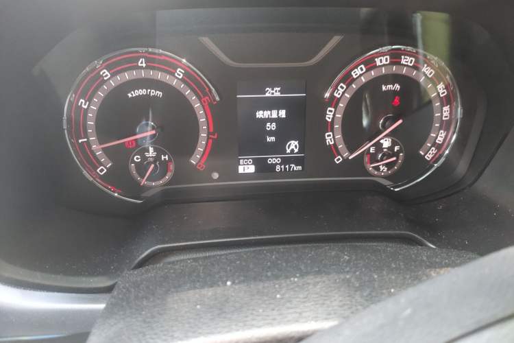 Used SAIC MAXUS T70 2020 2.0T Gasoline Automatic 4x4 Elite Version with Long Body and High Ground Clearance Odometer Close Up