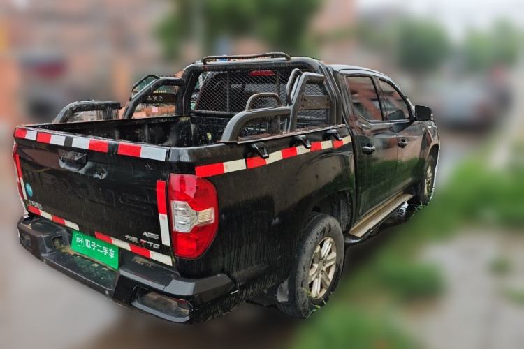 Used SAIC MAXUS T70 2020 2.0T Diesel Manual Two-Wheel Drive Comfort Version Standard Box High Ground Clearance Rear Right 45 Deg