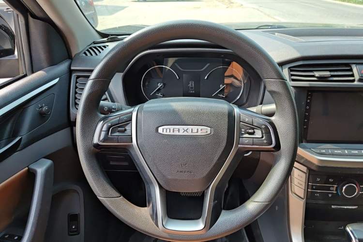 Used SAIC MAXUS T70 2020 2.0T Diesel Automatic 4x4 Australian Version Standard Box High Ground Clearance Steering Wheel