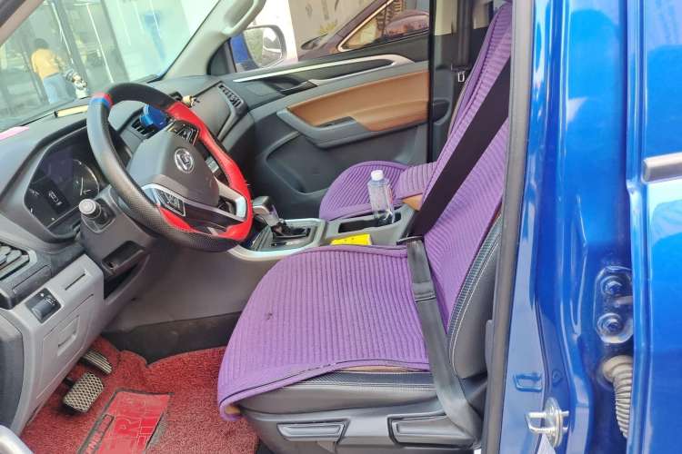 Used SAIC MAXUS T70 2020 2.0T Diesel Automatic 4x4 Comfort Edition with Long Bed and High Ground Clearance Left Front Seat