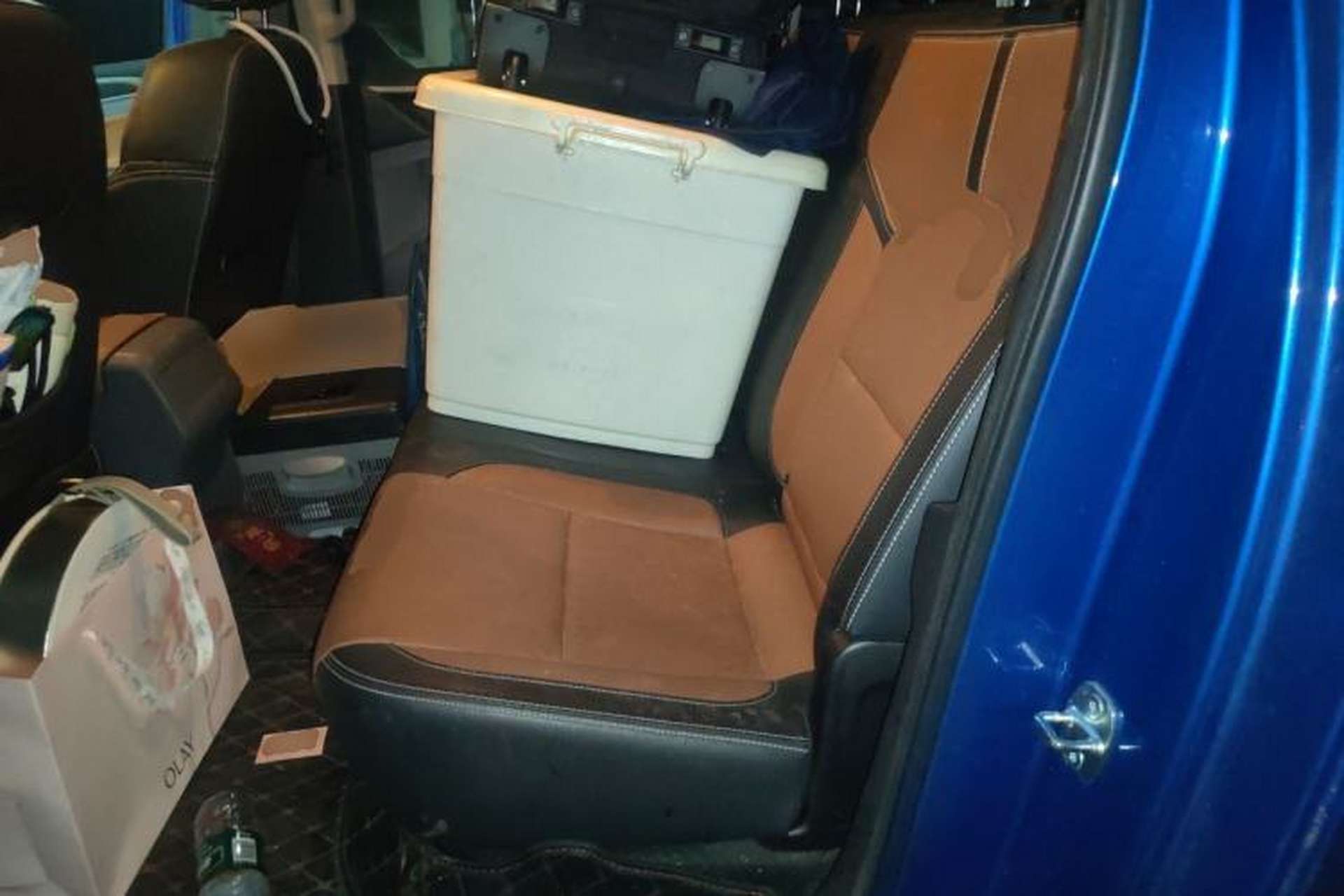 Used SAIC MAXUS T70 2020 2.0T Diesel Manual Two-Wheel Drive Comfort Edition with Long Bed and High Ground Clearance Left Rear Seat