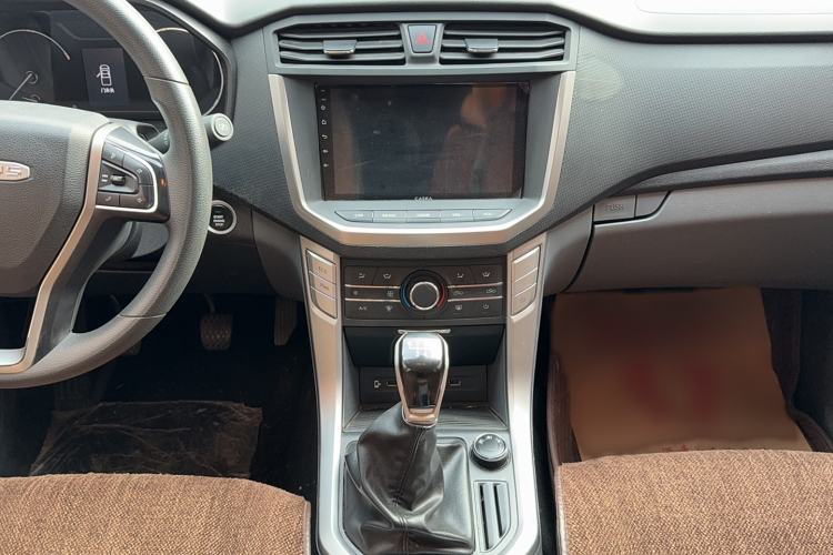 Used SAIC MAXUS T70 2020 2.0T Diesel Manual 4x4 Australian Version with Long Bed and High Ground Clearance Audio And AC Panel