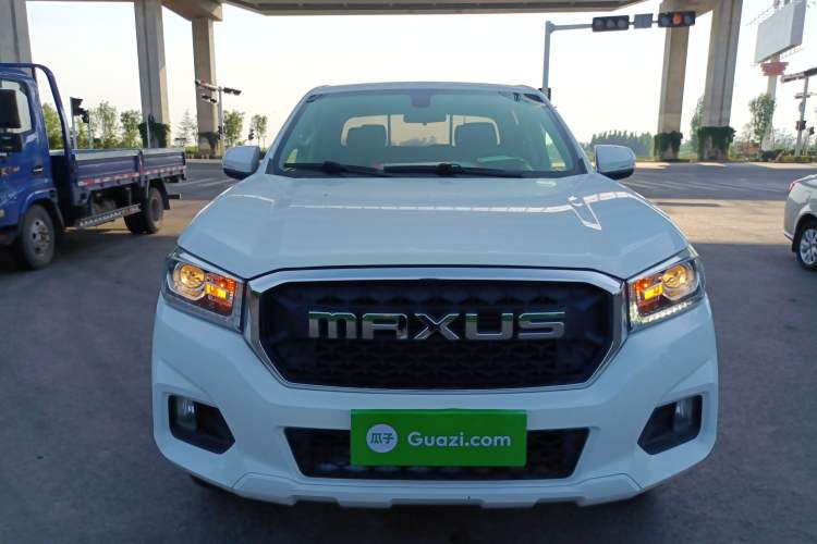 Used SAIC MAXUS T70 2020 2.0T Diesel Automatic 4x4 Commemorative Edition with Long Bed and High Ground Clearance Exterior 1