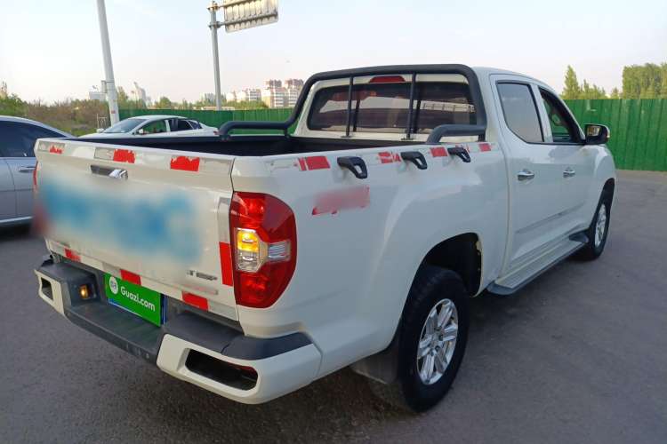 Used SAIC MAXUS T70 2020 2.0T Diesel Automatic 4x4 Commemorative Edition with Long Bed and High Ground Clearance Exterior 5