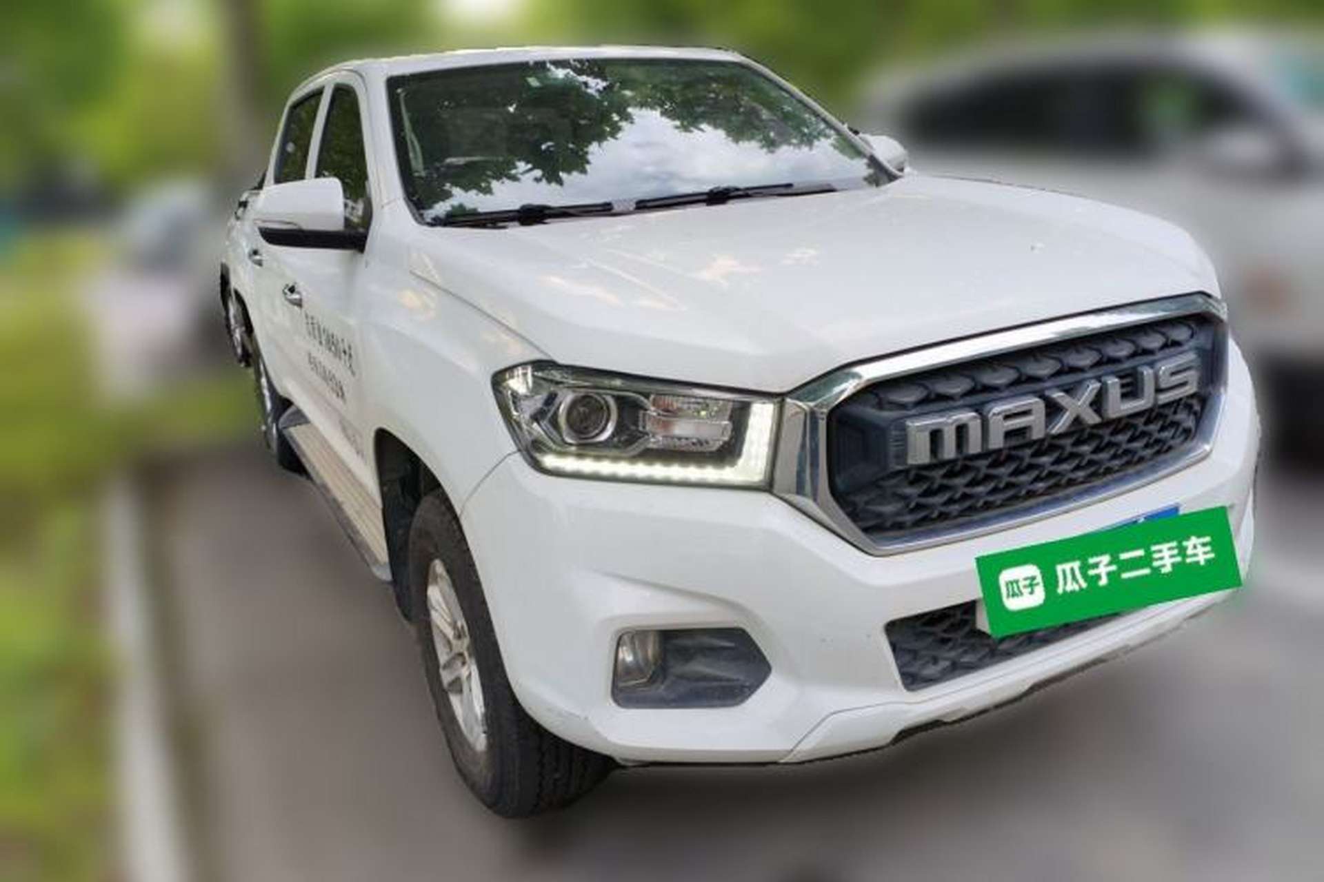 Used SAIC MAXUS T70 2020 2.0T Diesel Manual Two-Wheel Drive Commemorative Edition Standard Cab with High Ground Clearance Front Right 45 Deg