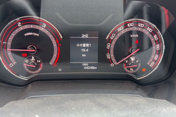 Used SAIC MAXUS T70 2020 2.0T Diesel Manual 4x4 Australian Version with Long Bed and High Ground Clearance Odometer Close Up
