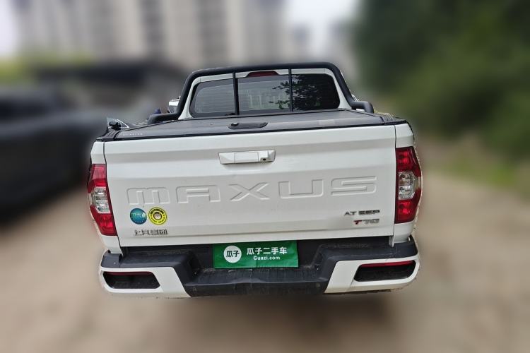 Used SAIC MAXUS T70 2020 2.0T Gasoline Automatic 4x4 Elite Version Standard Cab High Ground Clearance Rear