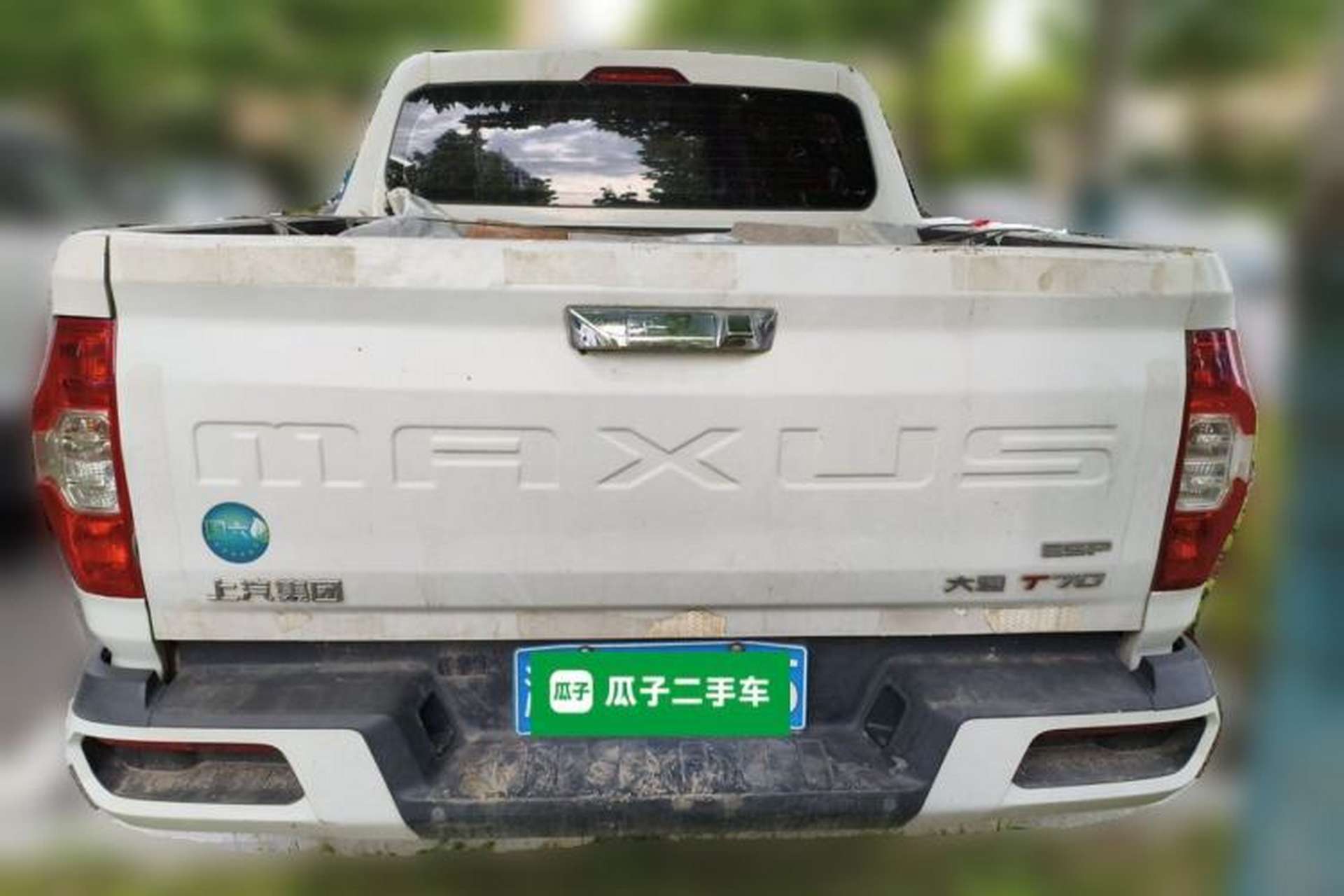 Used SAIC MAXUS T70 2020 2.0T Diesel Manual Two-Wheel Drive Commemorative Edition Standard Cab with High Ground Clearance Rear