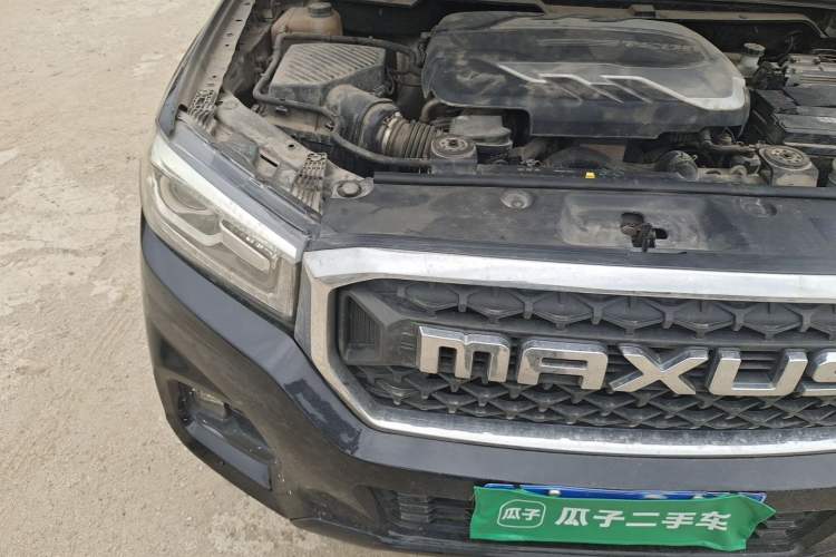 Used SAIC MAXUS T70 2021 2.0T Diesel Automatic 4x4 Elite Version with Long Bed and High Ground Clearance Engine Bay Right