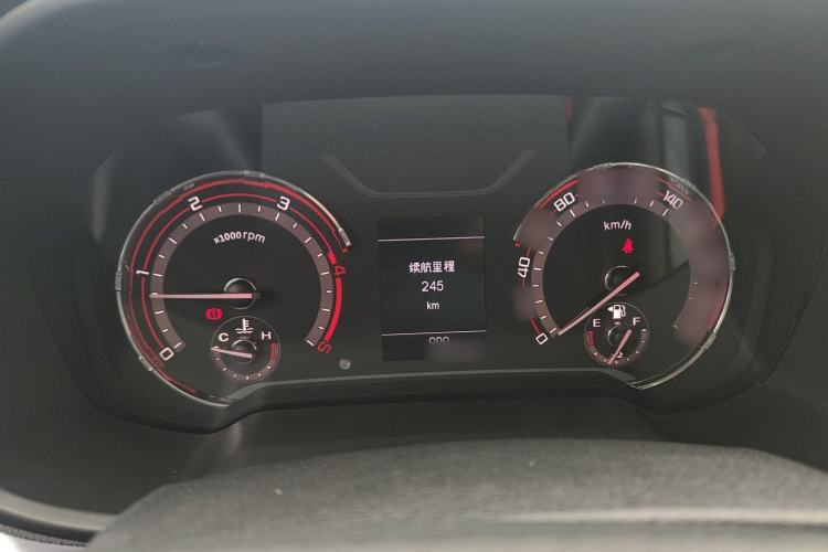 Used SAIC MAXUS T70 2021 2.0T Diesel Manual Two-Wheel-Drive Elite Version with Long Bed and High Ground Clearance Instrument Cluster