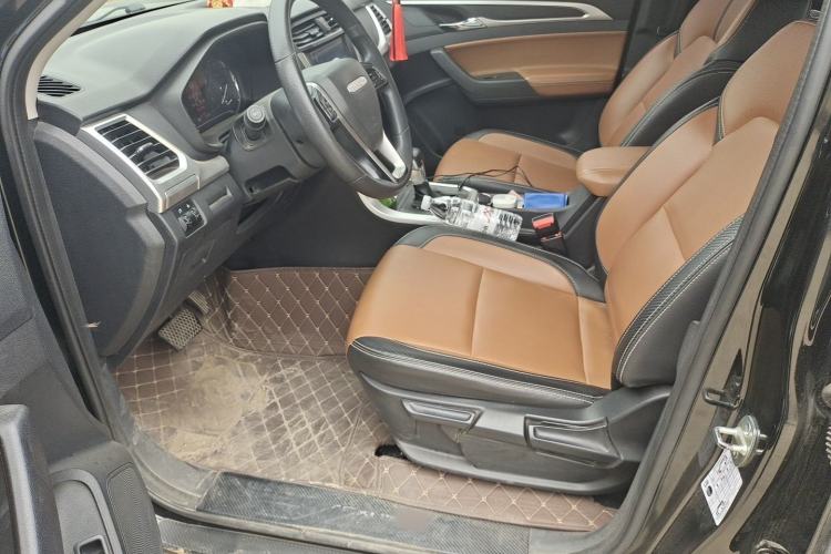 Used SAIC MAXUS T70 2021 2.0T Diesel Automatic 4x4 Elite Version with Long Bed and High Ground Clearance Left Front Seat