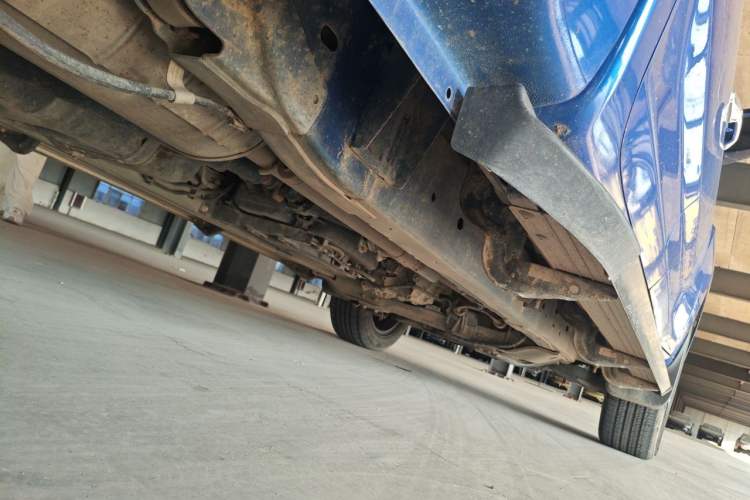 Used SAIC MAXUS T70 2021 2.0T Diesel Automatic 4x4 Elite Version with Long Bed and High Ground Clearance Chassis Rear Right