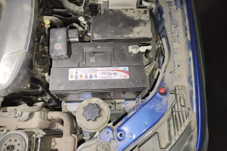 Used SAIC MAXUS T70 2021 2.0T Diesel Manual 4x4 Elite Edition with Long Bed and High Ground Clearance Engine Bay Left