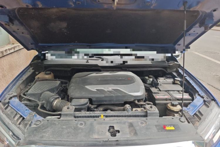 Used SAIC MAXUS T70  Engine Bay