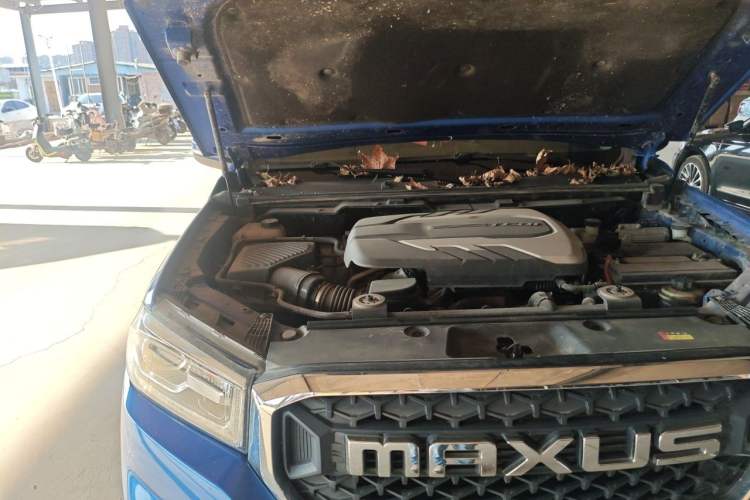 Used SAIC MAXUS T70 2021 2.0T Diesel Automatic 4x4 Elite Version with Long Bed and High Ground Clearance Engine Bay Right
