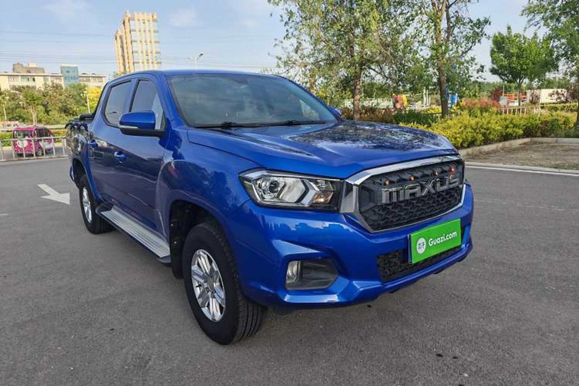 Used SAIC MAXUS T70 2021 2.0T Diesel Automatic Two-Wheel Drive Advanced Version Standard Bed High Ground Clearance Exterior 2