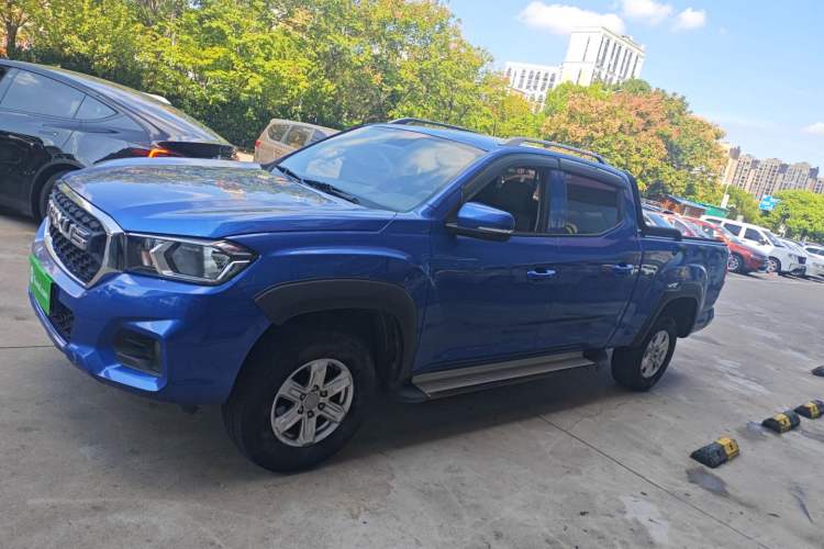 Used SAIC MAXUS T70 2021 2.0T Facelift Diesel Automatic 4x4 Advanced Version with Long Bed and High Ground Clearance Exterior 3