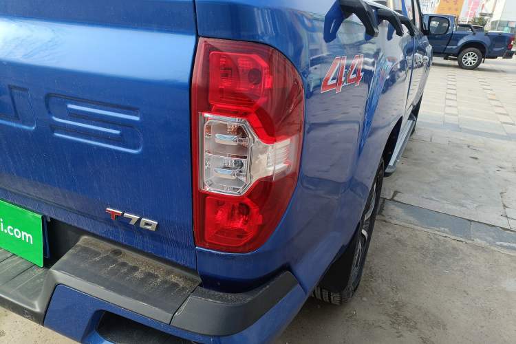 Used SAIC MAXUS T70 2021 2.0T Diesel Automatic 4x4 Australian Version Long Bed High Ground Clearance Exterior 3