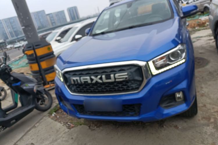 Used SAIC MAXUS T70 2021 2.0T Diesel Automatic Two-Wheel Drive Elite Version with Long Bed and High Ground Clearance Front