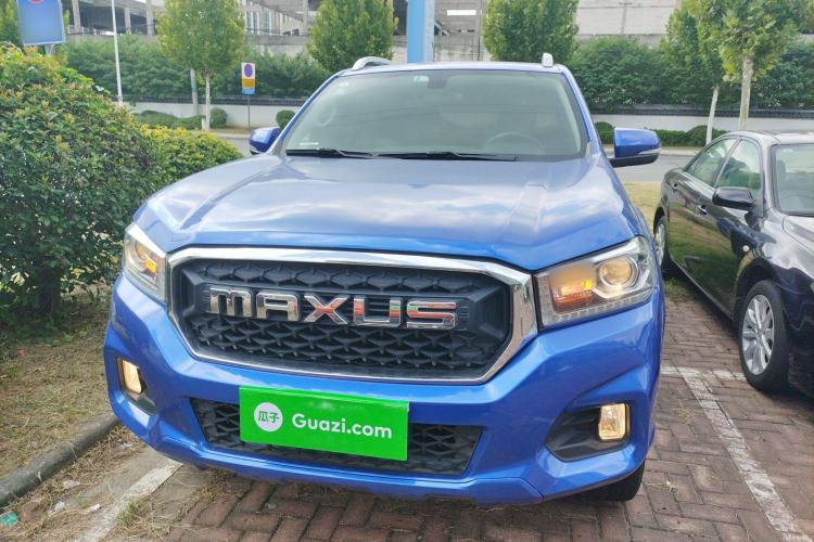 Used SAIC MAXUS T70 2021 2.0T Diesel Automatic Two-Wheel Drive Elite Version with Long Bed and High Ground Clearance Front