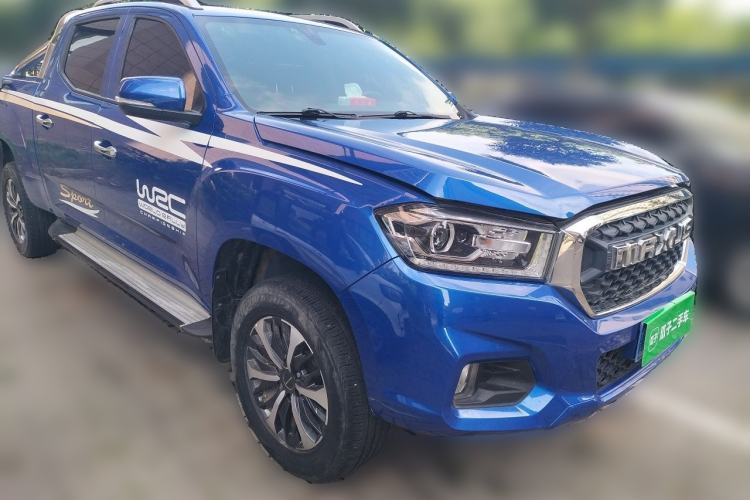 Used SAIC MAXUS T70 2021 2.0T Diesel Automatic Two-Wheel Drive Elite Version with Long Bed and High Ground Clearance Front Right 45 Deg