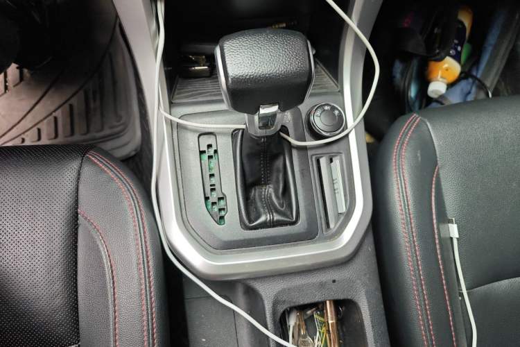 Used SAIC MAXUS T70 2021 2.0T Diesel Automatic 4x4 Australian Version Long Bed High Ground Clearance Gear Lever