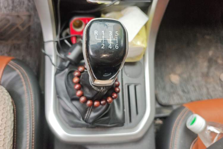 Used SAIC MAXUS T70  Gear Lever