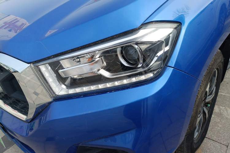 Used SAIC MAXUS T70 2021 2.0T Diesel Automatic 4x4 Australian Version Long Bed High Ground Clearance Left Front Headlight