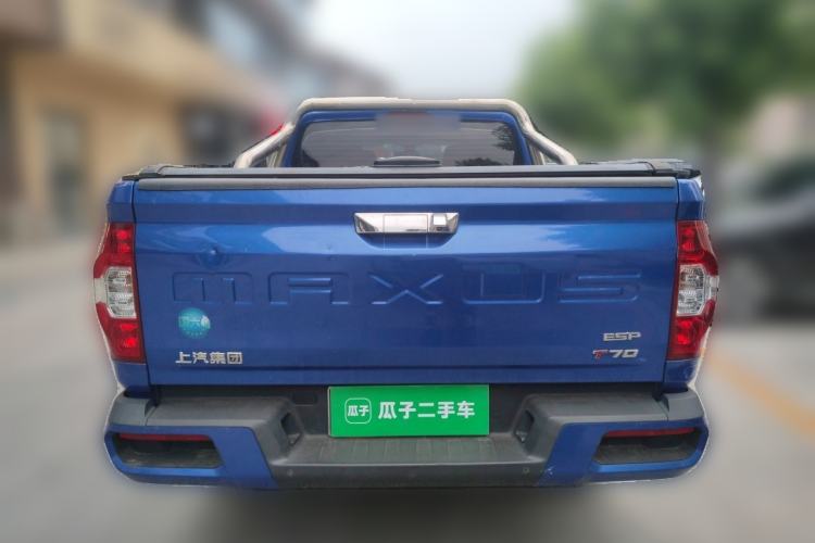 Used SAIC MAXUS T70 2021 2.0T Diesel Manual Two-Wheel-Drive Elite Version with Long Bed and High Ground Clearance Rear