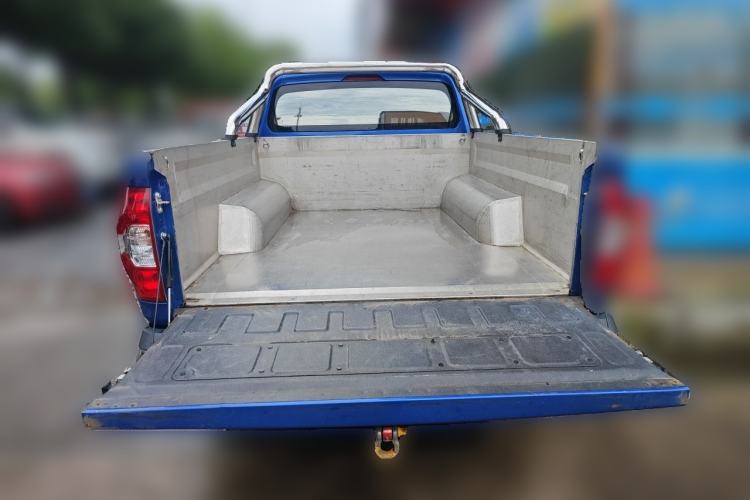 Used SAIC MAXUS T70 2021 2.0T Diesel Automatic 4x4 Australian Version Long Bed High Ground Clearance Trunk