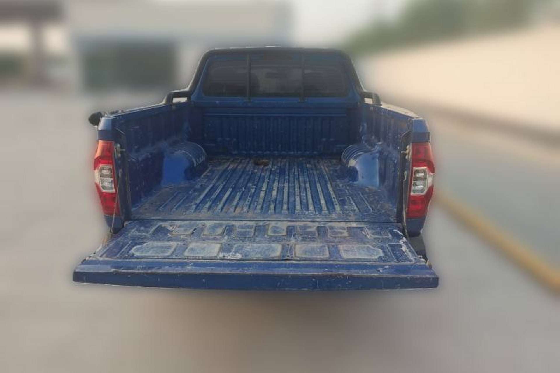 Used SAIC MAXUS T70 2021 2.0T Diesel Automatic 4x4 Advanced Version with Long Bed and High Ground Clearance Trunk