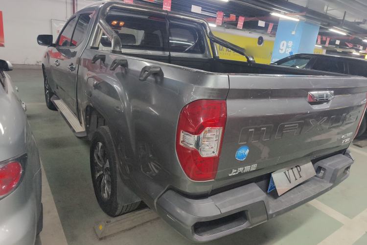 Used SAIC MAXUS T70 2021 2.0T Diesel Automatic Two-Wheel Drive Elite Version with Long Bed and High Ground Clearance Exterior 2