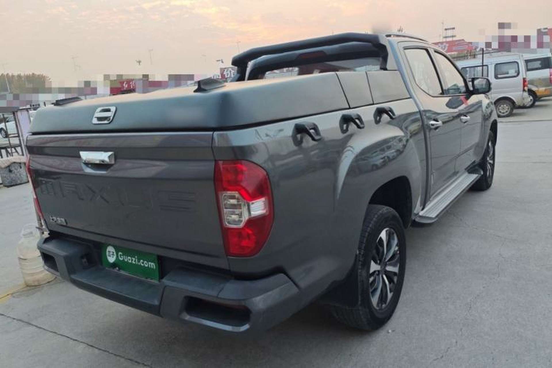 Used SAIC MAXUS T70 2021 2.0T Diesel Automatic Two-Wheel Drive Elite Version with Long Bed and High Ground Clearance Exterior 5