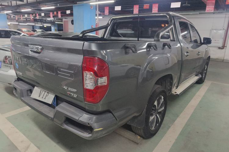 Used SAIC MAXUS T70 2021 2.0T Diesel Automatic Two-Wheel Drive Elite Version with Long Bed and High Ground Clearance Rear Right 45 Deg