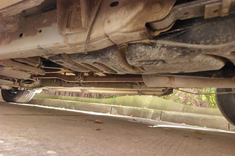 Used SAIC MAXUS T70 2021 2.0T Diesel Automatic 4x4 Advanced Version with Long Bed and High Ground Clearance Chassis Rear Left