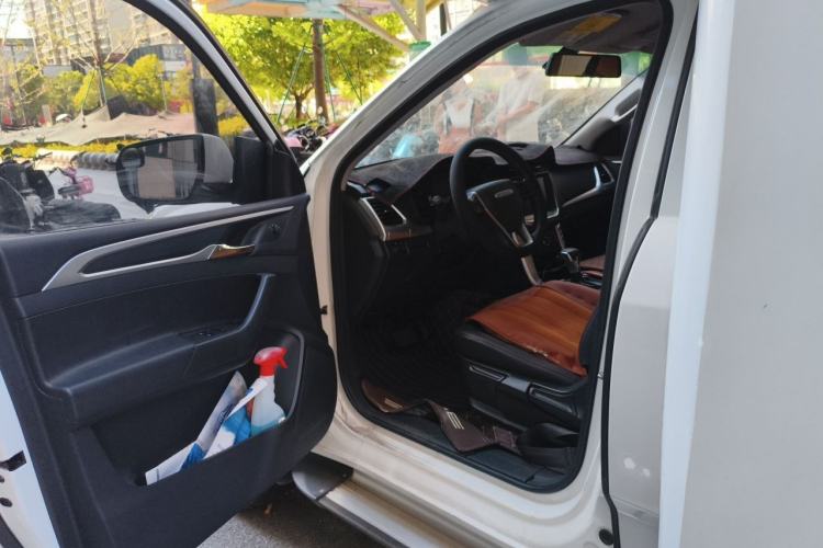 Used SAIC MAXUS T70  Driver Seat