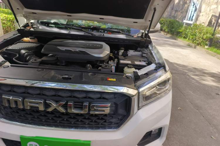 Used SAIC MAXUS T70 2021 2.0T Diesel Automatic 4x4 Advanced Version with Long Bed and High Ground Clearance Engine Bay Left