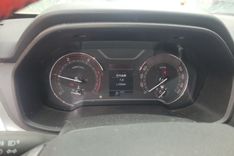 Used SAIC MAXUS T70 2021 2.0T Diesel Manual Two-Wheel-Drive Elite Version with Long Bed and High Ground Clearance Instrument Cluster