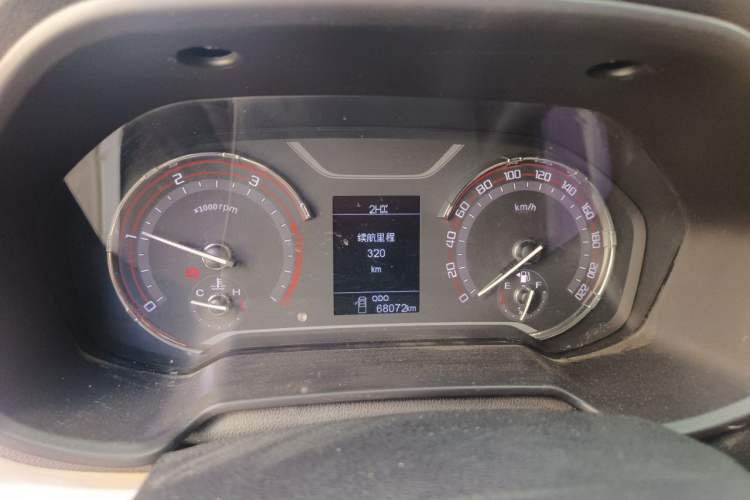Used SAIC MAXUS T70 2021 2.0T Diesel Automatic 4x4 Advanced Version with Long Bed and High Ground Clearance Instrument Cluster