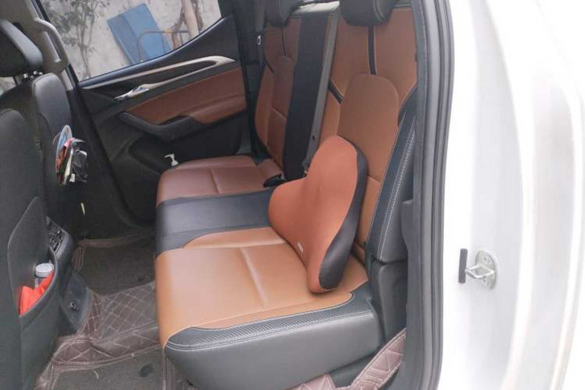 Used SAIC MAXUS T70 2021 2.0T Diesel Automatic 4x4 Elite Edition Standard Cab High Ground Clearance Left Rear Seat