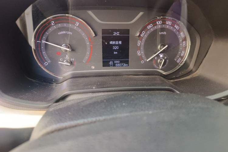 Used SAIC MAXUS T70 2021 2.0T Diesel Automatic 4x4 Advanced Version with Long Bed and High Ground Clearance Odometer Close Up