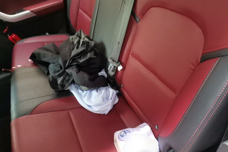 Used SAIC MAXUS T70 2022 2.0T Diesel Automatic 2WD Australian-Version Long Bed Left Rear Seat