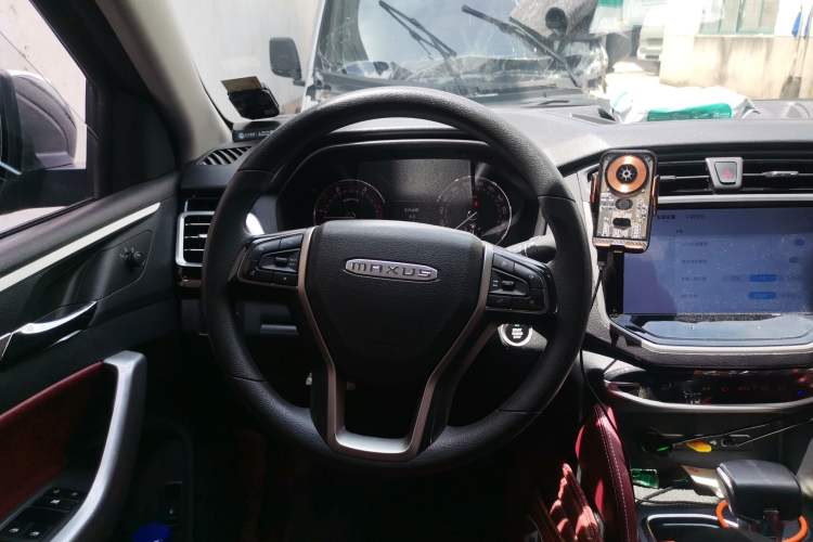 Used SAIC MAXUS T70 2022 2.0T Diesel Automatic 2WD Australian-Version Long Bed Steering Wheel
