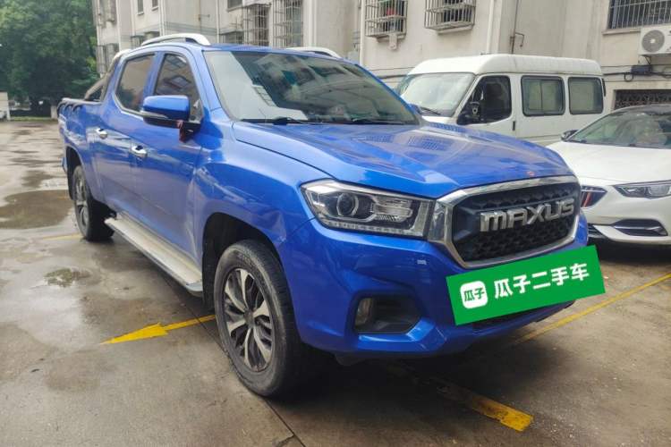 Used SAIC MAXUS T70 2022 2.0T Manual Diesel Two-Wheel Drive 5th Anniversary Edition Elite Version Long-Box Front Right 45 Deg