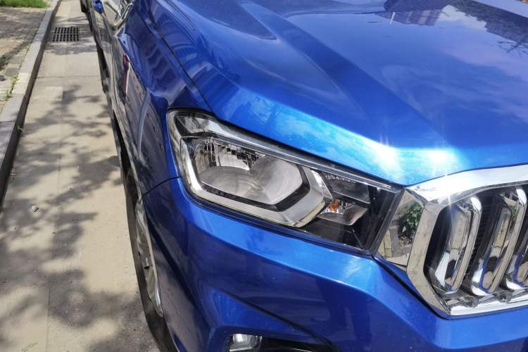 Used SAIC MAXUS T70 2022 2.0T Manual Diesel 4x4 5th Anniversary Edition Comfort Version Long Bed Right Front Headlight