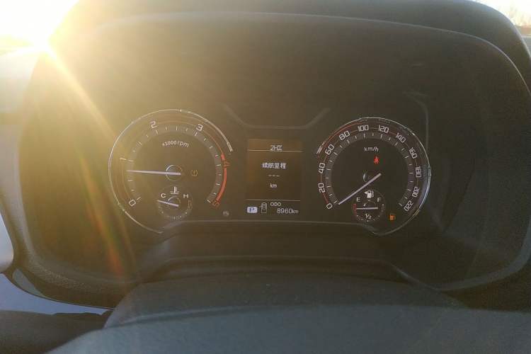 Used SAIC MAXUS T70 2022 2.0T Diesel Automatic 4x4 Australian-Version Long Bed Instrument Cluster