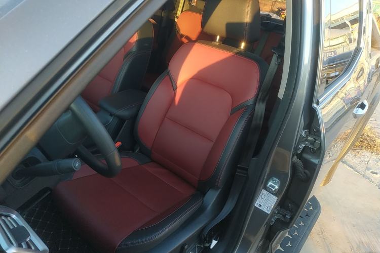 Used SAIC MAXUS T70 2022 2.0T Diesel Automatic 4x4 Australian-Version Long Bed Left Front Seat