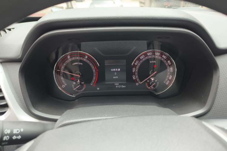 Used SAIC MAXUS T70 2022 2.0T Manual Diesel Two-Wheel Drive 5th Anniversary Edition Elite Version Long-Box Instrument Cluster