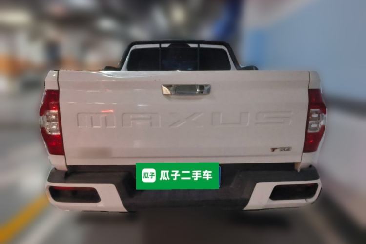 Used SAIC MAXUS T70 2022 2.0T Manual Diesel Two-Wheel Drive 5th Anniversary Edition Elite Version Long-Box Rear